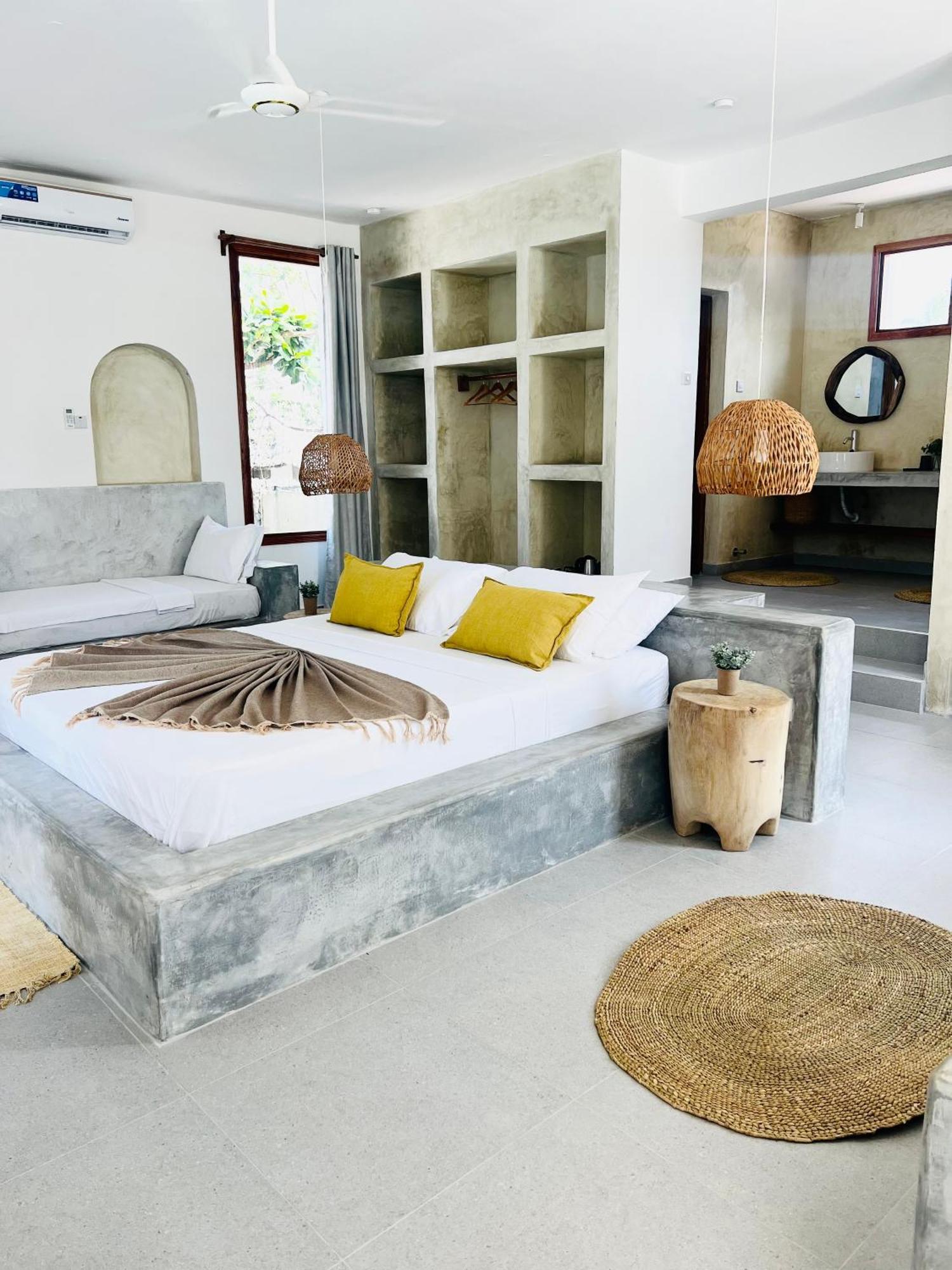 Mnana Beach Bungalows Pingwe Extérieur photo